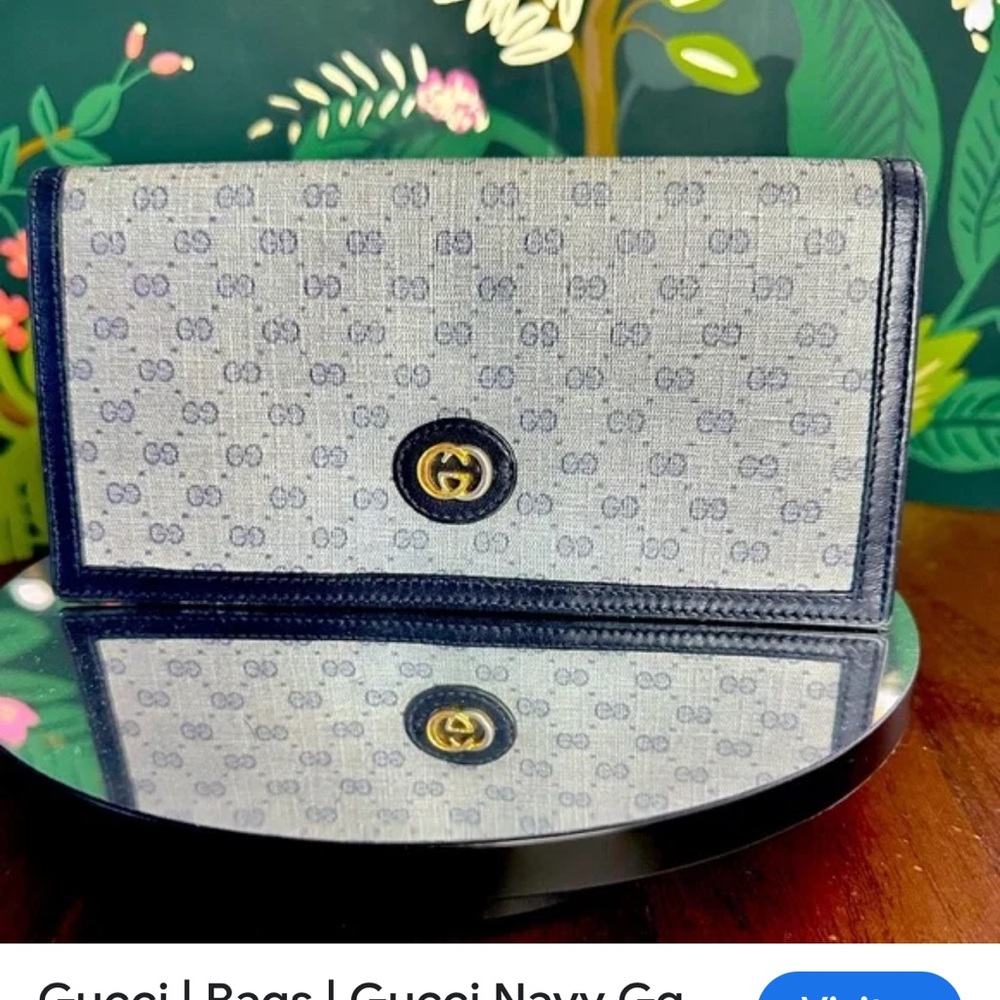 Gucci GG Supreme Kisslock Wallet - Picture 16 of 16